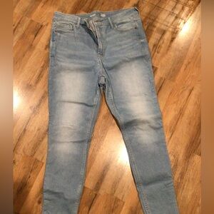 Women’s Old Navy Extra High-Rise Rockstar Super Skinny Jeans